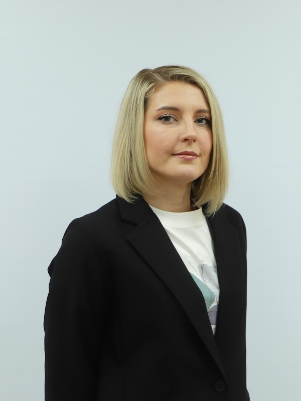 Мамонтова Ксения Генадьевна.